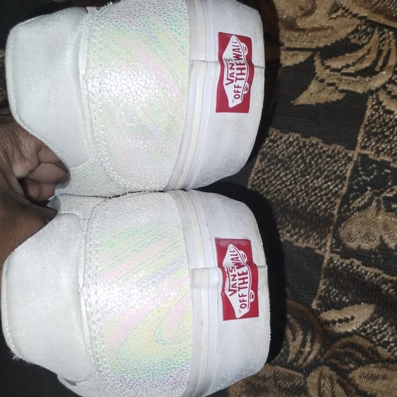 Vans Asher Deluxe Iridescent Slip-On Sneaker Size Women's 11 GUC - Picture 4 of 9